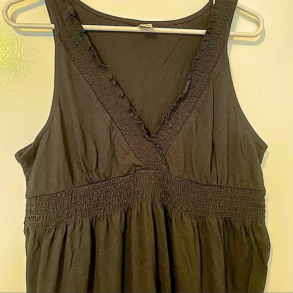 🌻 Old Navy Casual Sleeveless V Neck Ruffled Bottom Black Dress Size Large NWOT - Picture 6 of 9